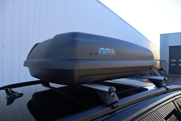 PerfectFit Dachbox 400 Liter + Nordrive Dachtr&auml;ger Renault Twingo Open Air 5-t&uuml;rig Flie&szlig;heck 09/2014 - 06/2019