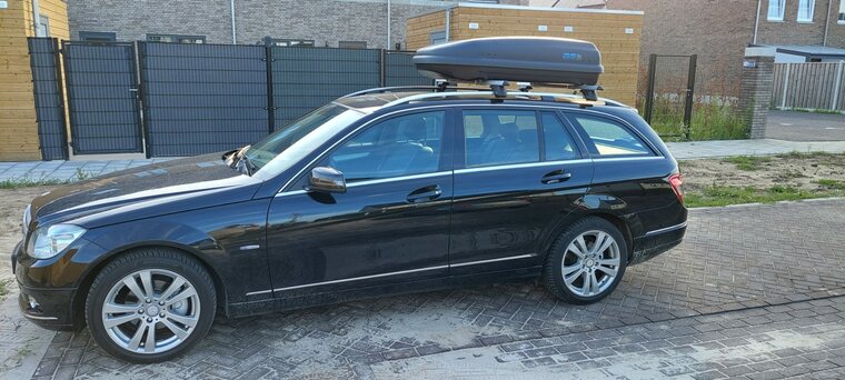 PerfectFit Dachbox 400 Liter + Nordrive Dachtr&auml;ger Lancia Delta 5-t&uuml;rig Flie&szlig;heck 06/2008 - 06/2015