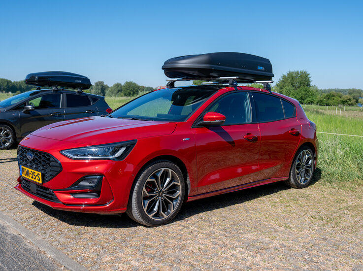 PerfectFit Dachbox 440 Liter + Nordrive Dachtr&auml;ger Lancia Nuova Ypsilon 5-t&uuml;rig Flie&szlig;heck ab 05/2024