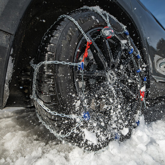 Pewag Servo SUV Schneeketten 13mm Mg MG4 ab 2021 f&uuml;r Ihre Reifengr&ouml;&szlig;e  205/60R16