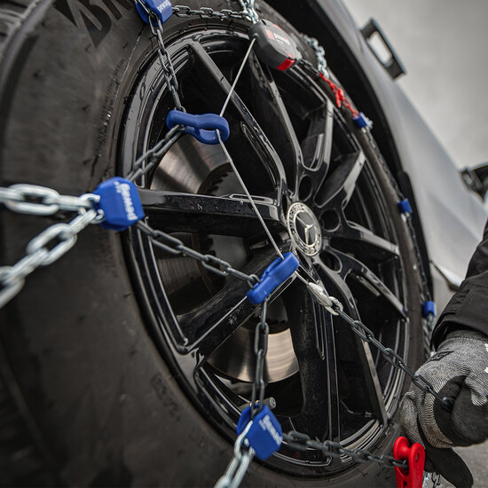 Pewag Servo SUV Schneeketten 13mm Citro&euml;n Jumper 2015 - 2021 f&uuml;r Ihre Reifengr&ouml;&szlig;e 205/70R15