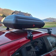 Artplast Dachbox 320 Liter + Nordrive Dachtr&auml;ger Renault Twingo 5-t&uuml;rig Flie&szlig;heck 09/2014 - 11/2024