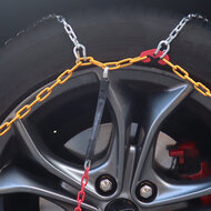 PerfectFit Schneeketten 9mm Mg MG4 ab 2021 f&uuml;r Ihre Reifengr&ouml;&szlig;e 215/50R17