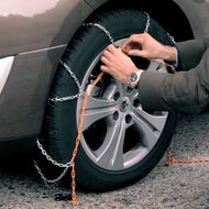 Picoya Schneeketten 9mm Mg MG4 ab 2021 f&uuml;r Ihre Reifengr&ouml;&szlig;e 215/50R17